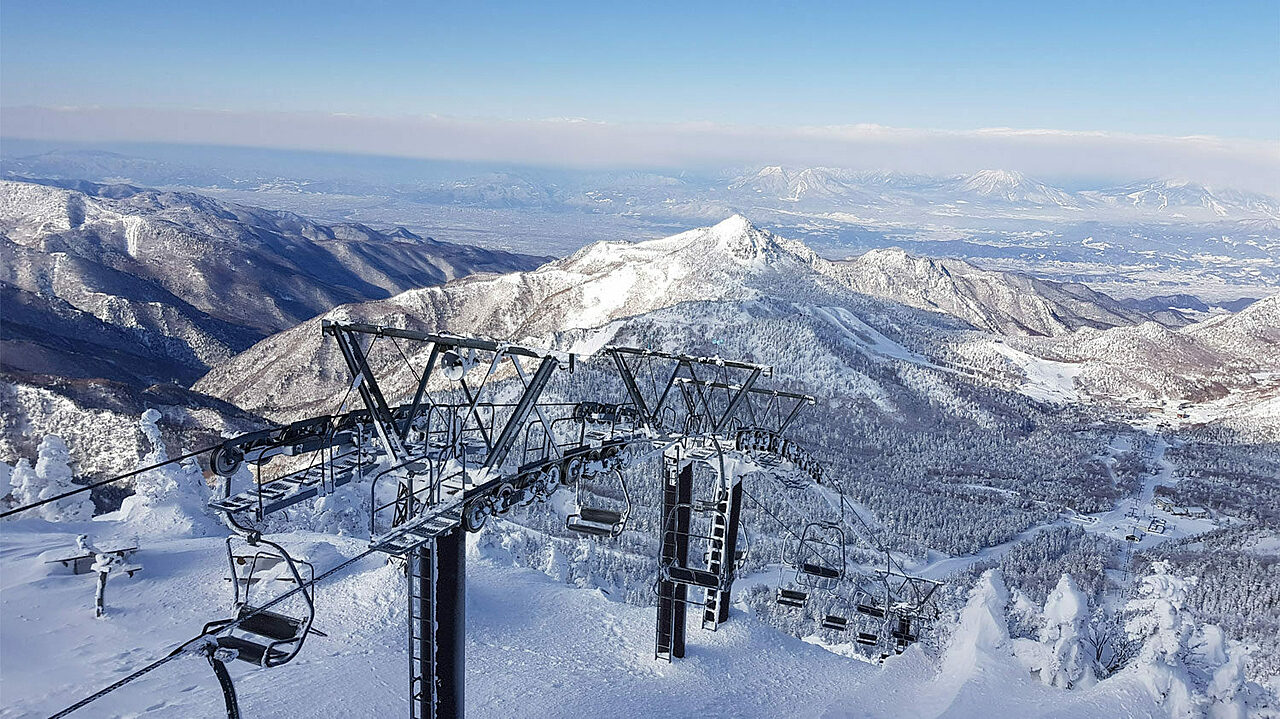 Shiga kogen ski resort japan 1500x842