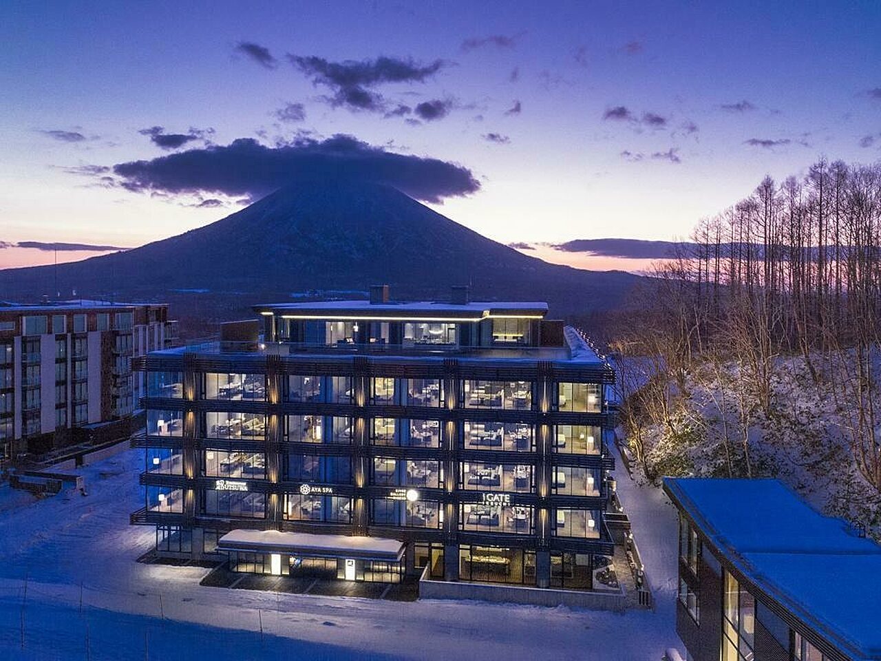 Aya Niseko ski in ski out