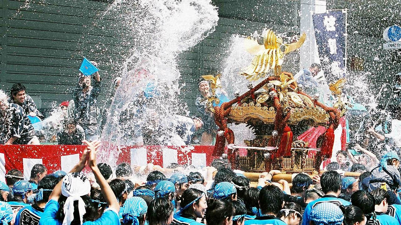 Fukagawa Hachiman Matsuri