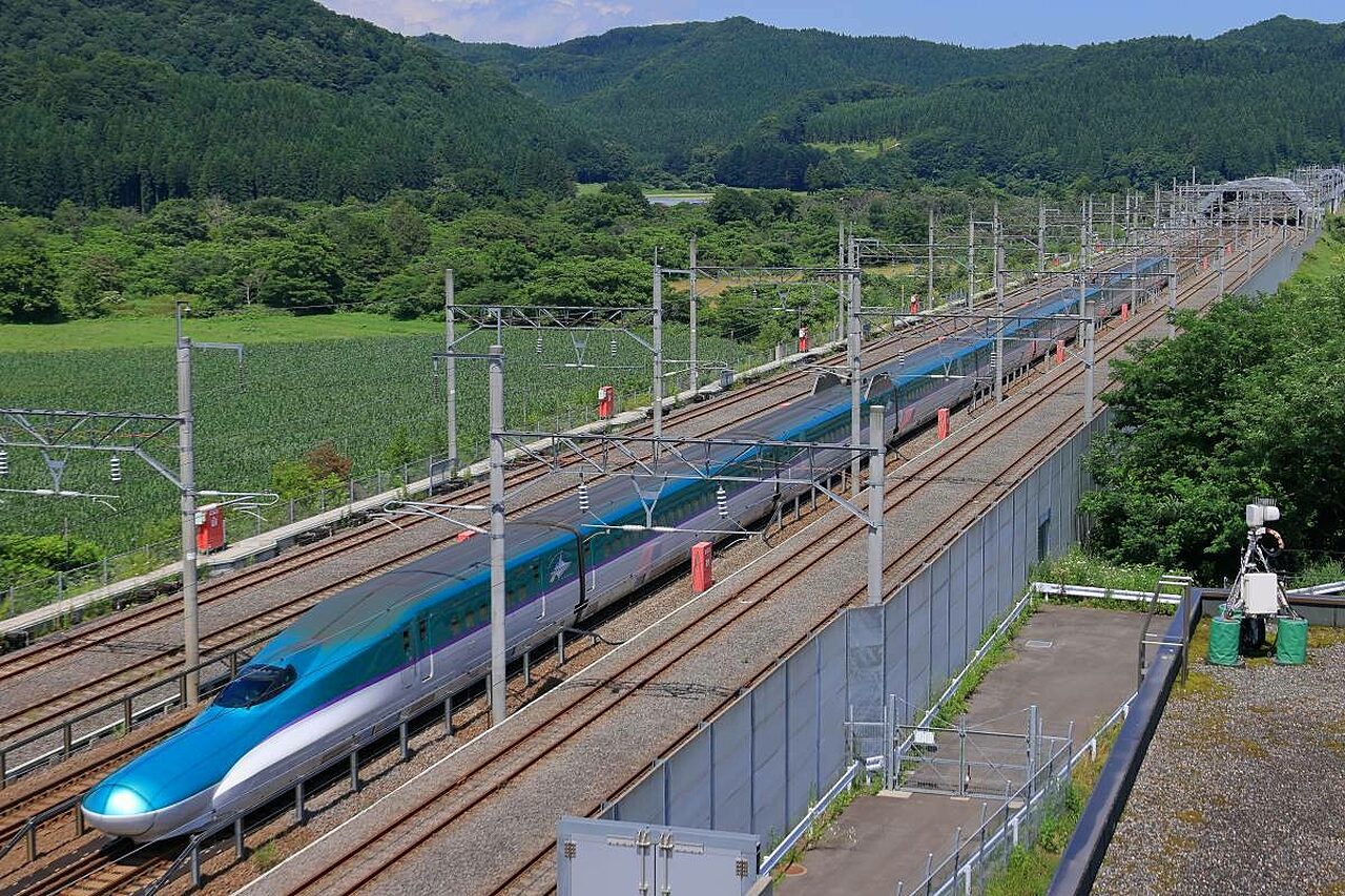 Hokkaido Shinkansen Train