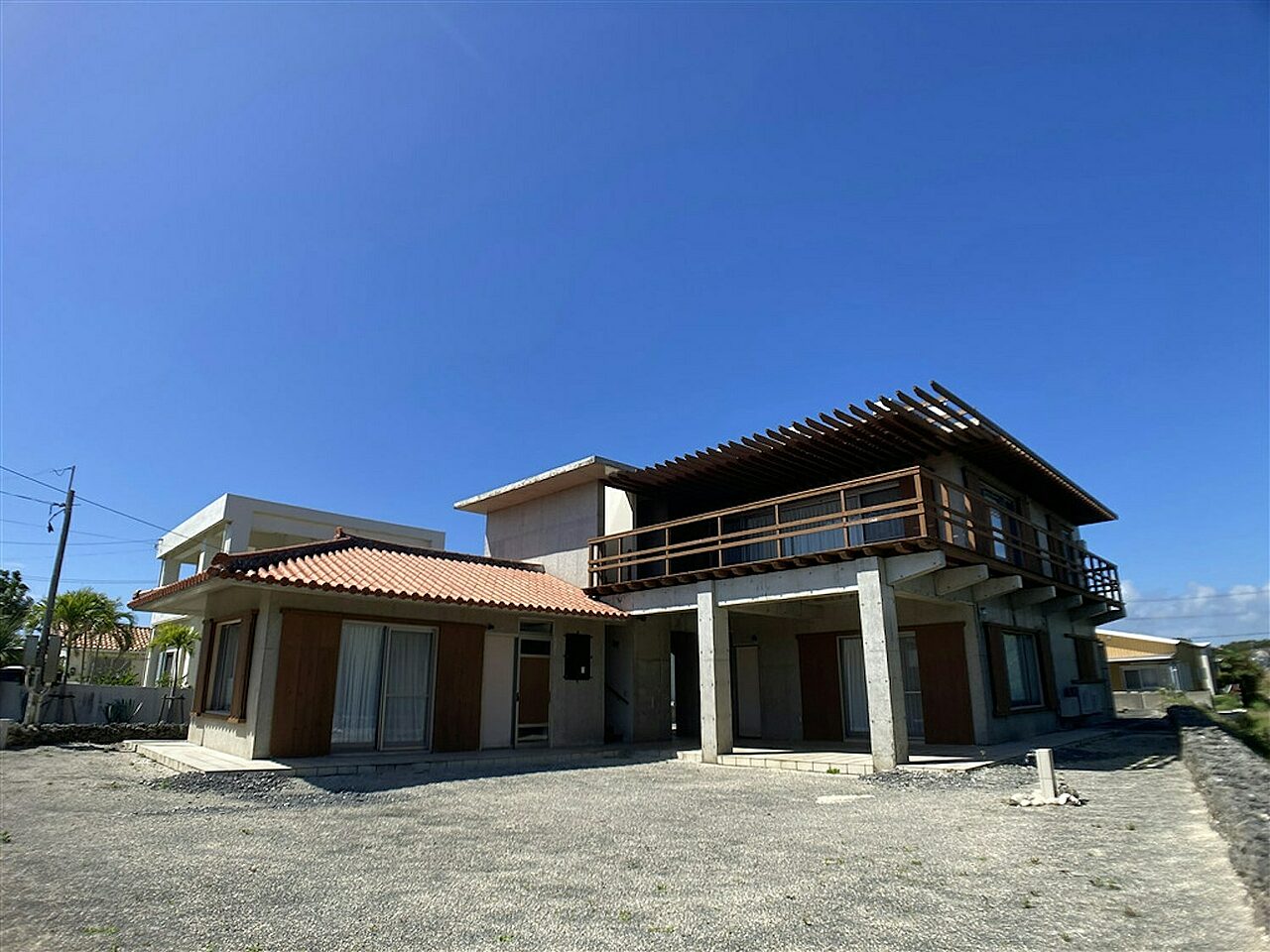 Shiraho House1