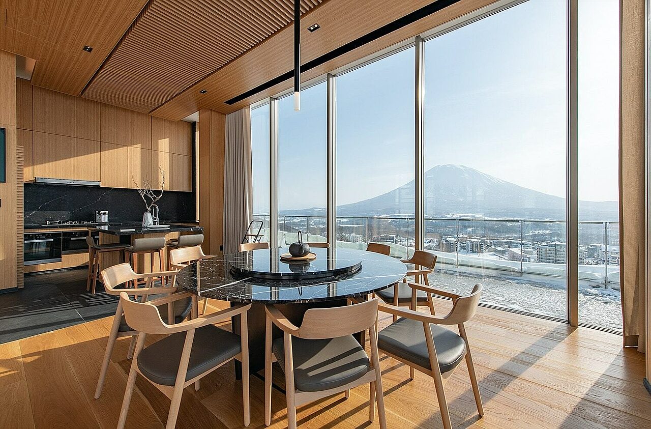 Skye Niseko Interior Yotei West Living Room High Res 6