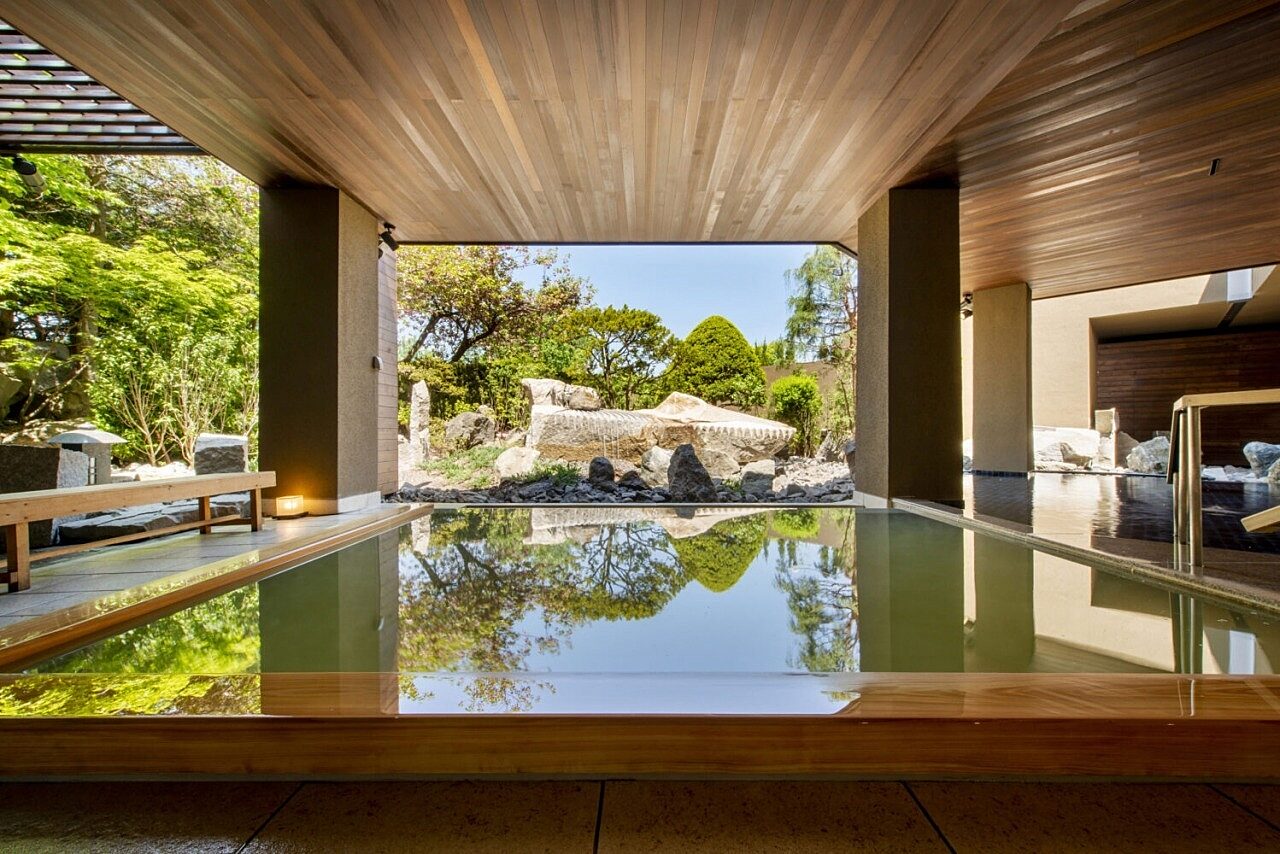 Take A Dip In An Onsen
