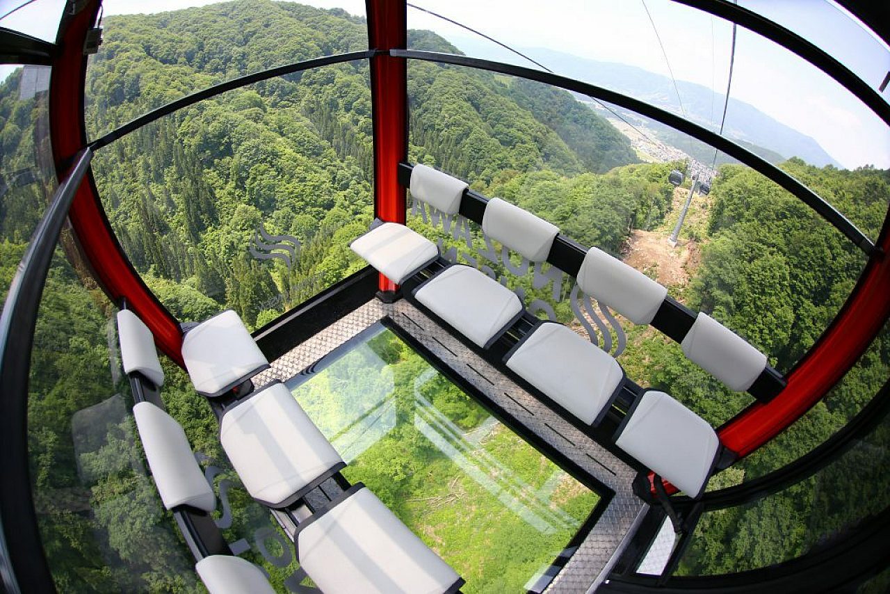 Take A Ride In An All Glass Gondola