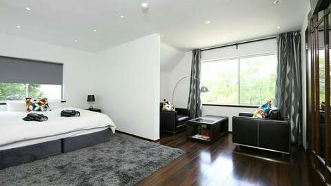 Hakuba Real Estate Slopeside Chalet