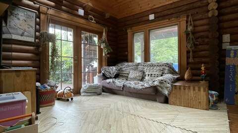 Kondo Family Rustic8