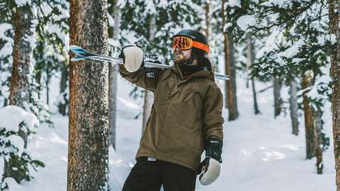 Winter tree helmet unsplash