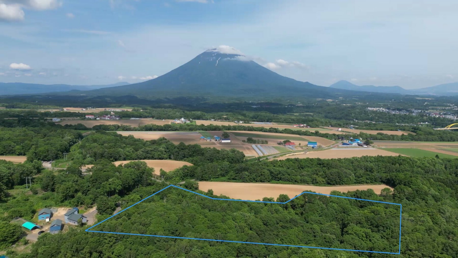 Niseko Soga 20,000 sqm Land– Ideal for Luxury Villa Projects