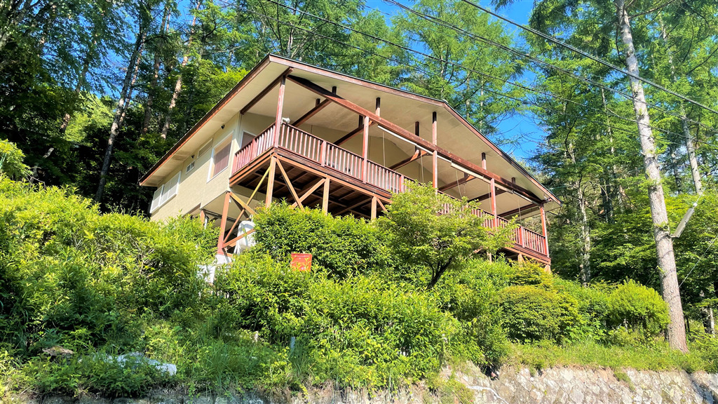 2BR Home with Mount Asama Views in Minami Karuizawa