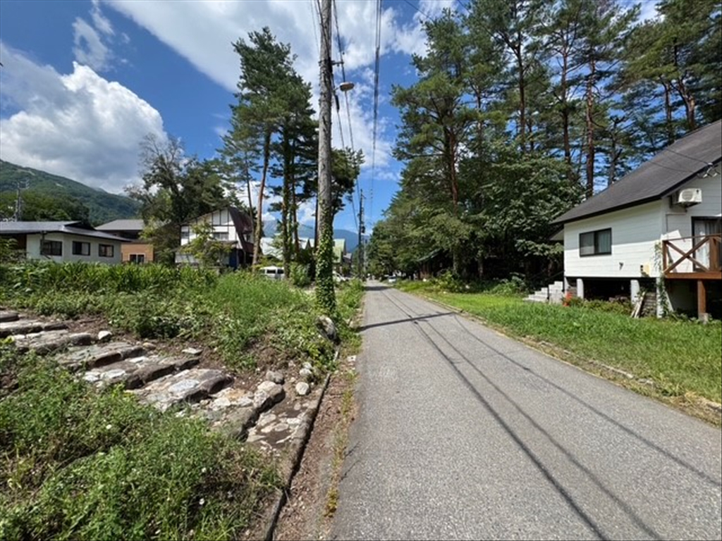 Flat Echoland Land Plot with Old House, Hakuba Village