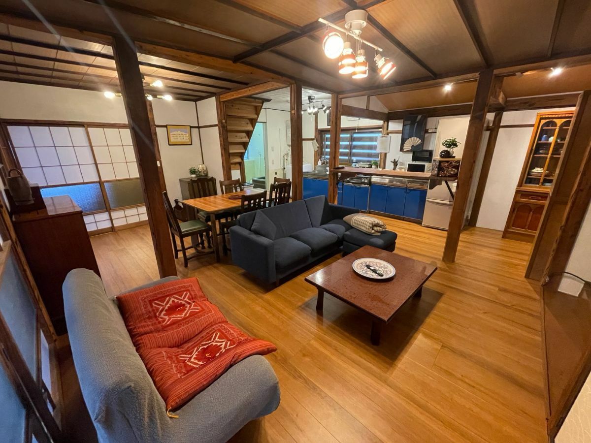 Charming Renovated Alpine Home