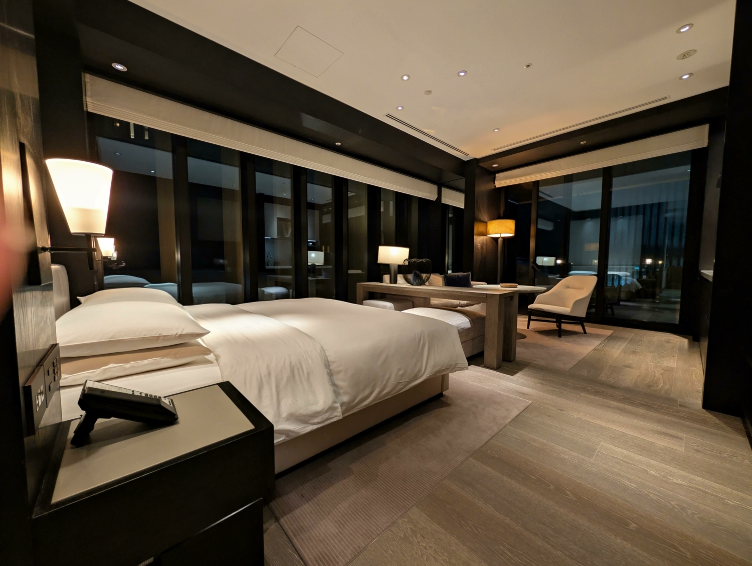 Hanazono Luxury Hotel Branded Residence - A201