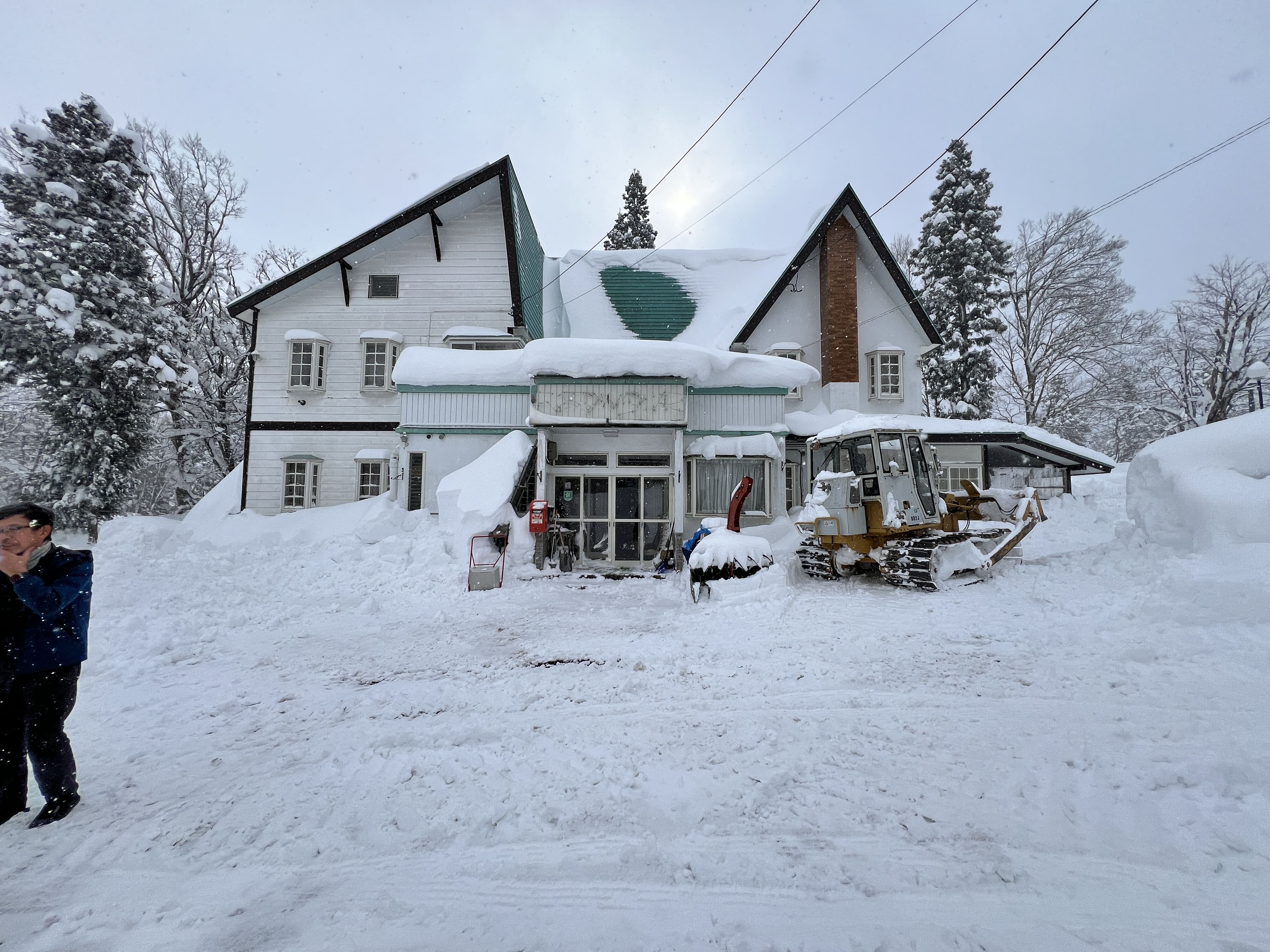 Myoko Kogen Ski Resort Pension with Large Bath & 13 Rooms