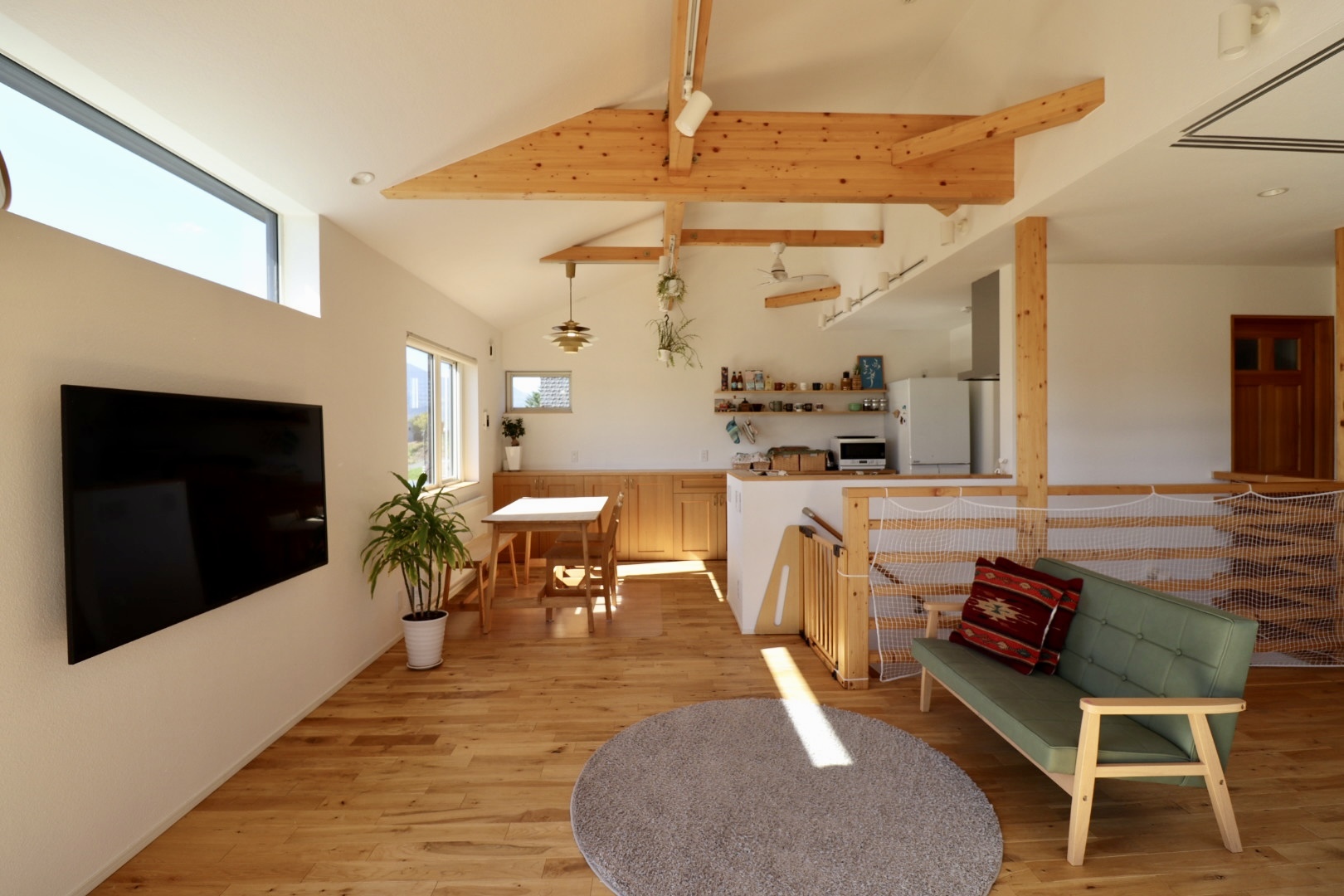 Kutchan Town | Hotel License × Mt. Yotei View