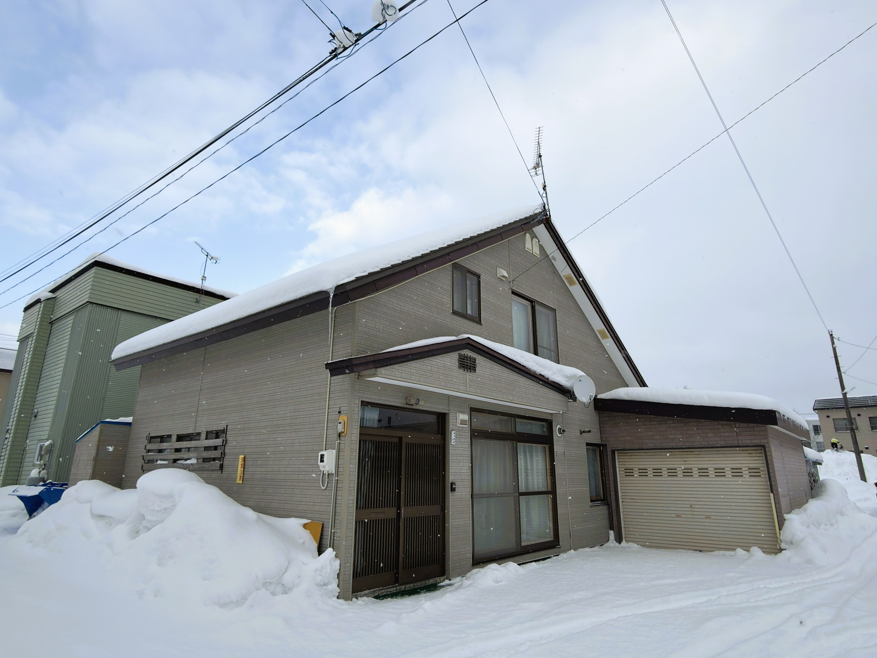 Kutchan N5 Residence & Garage