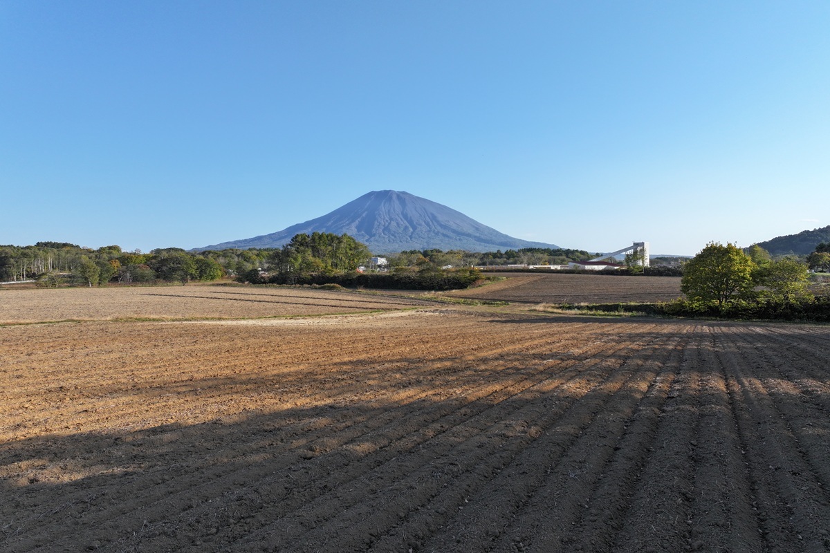 Spacious Kutchan Land with Stunning Mt. Yotei Views