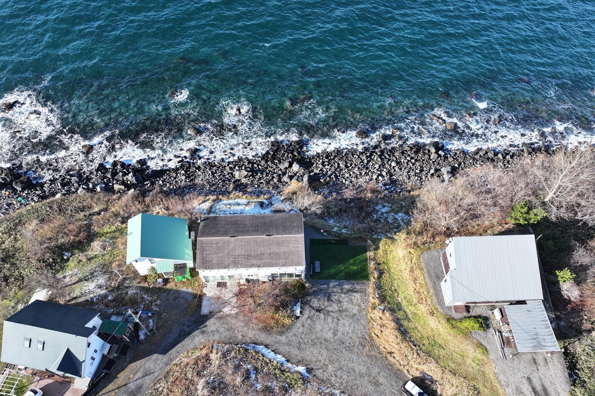 Toyako Oceanfront Property