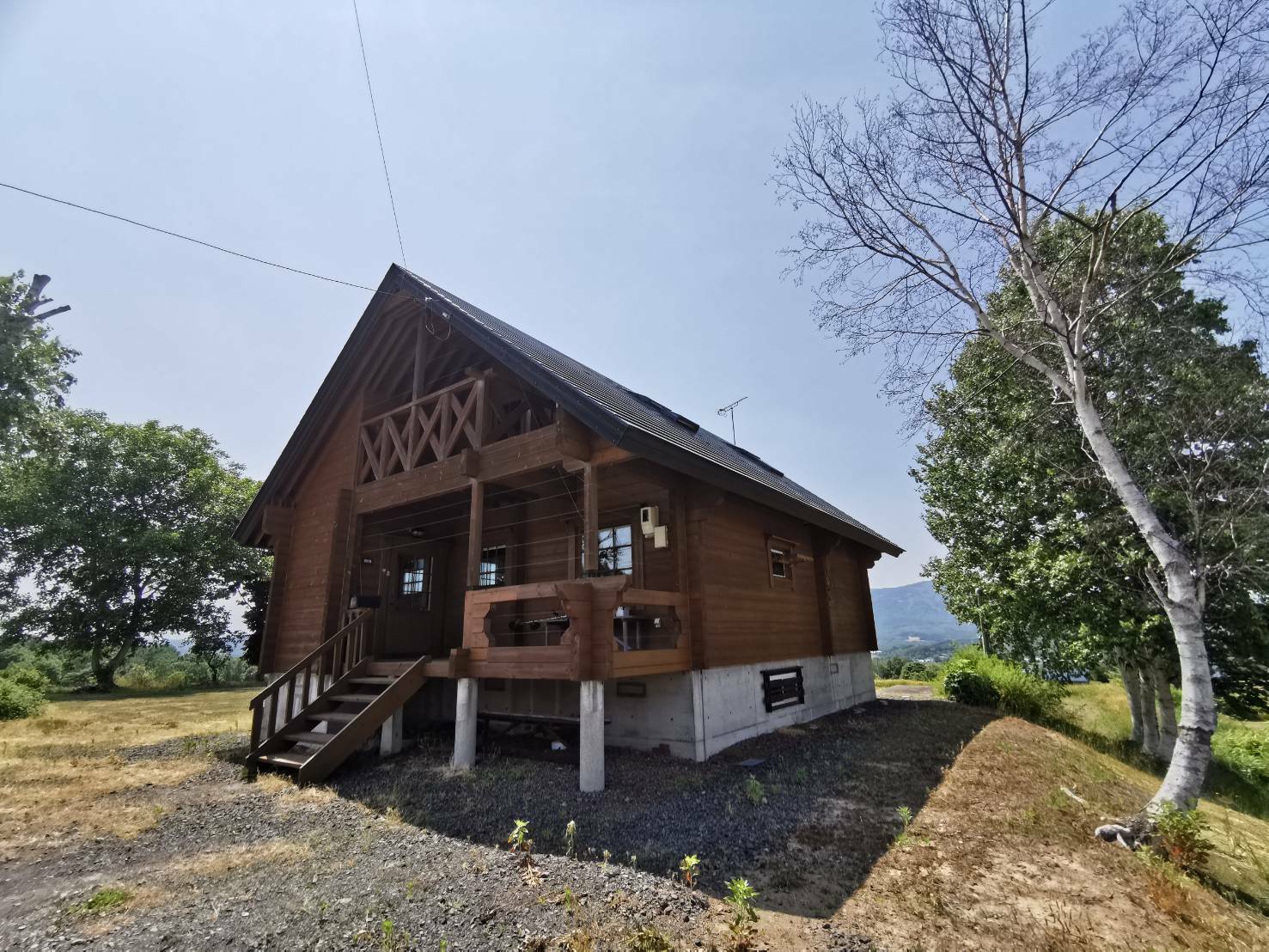 Rankoshi Wind Hill Log Home