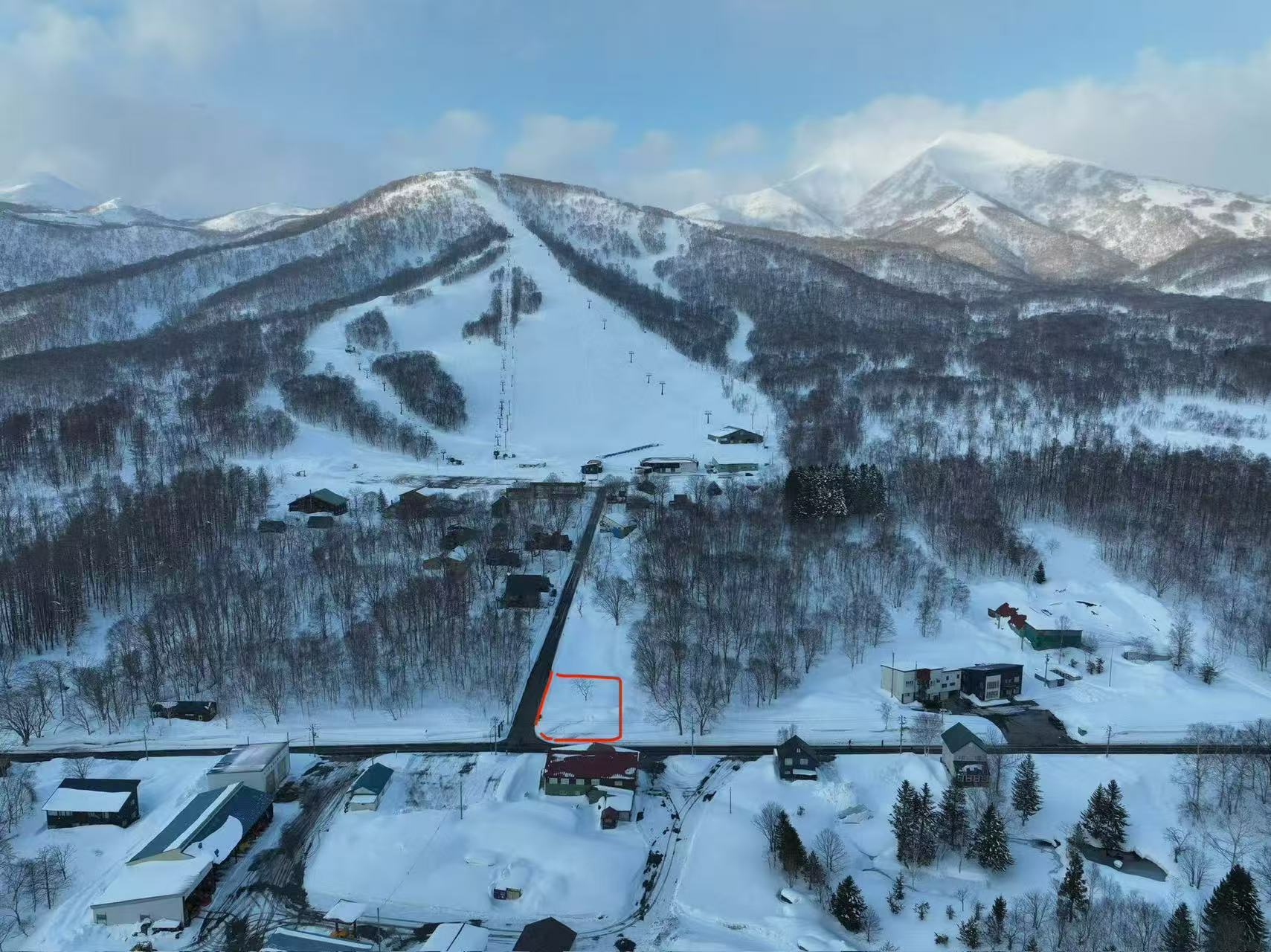 Large Land in Niseko – Close to Moiwa & Annupuri Ski Areas