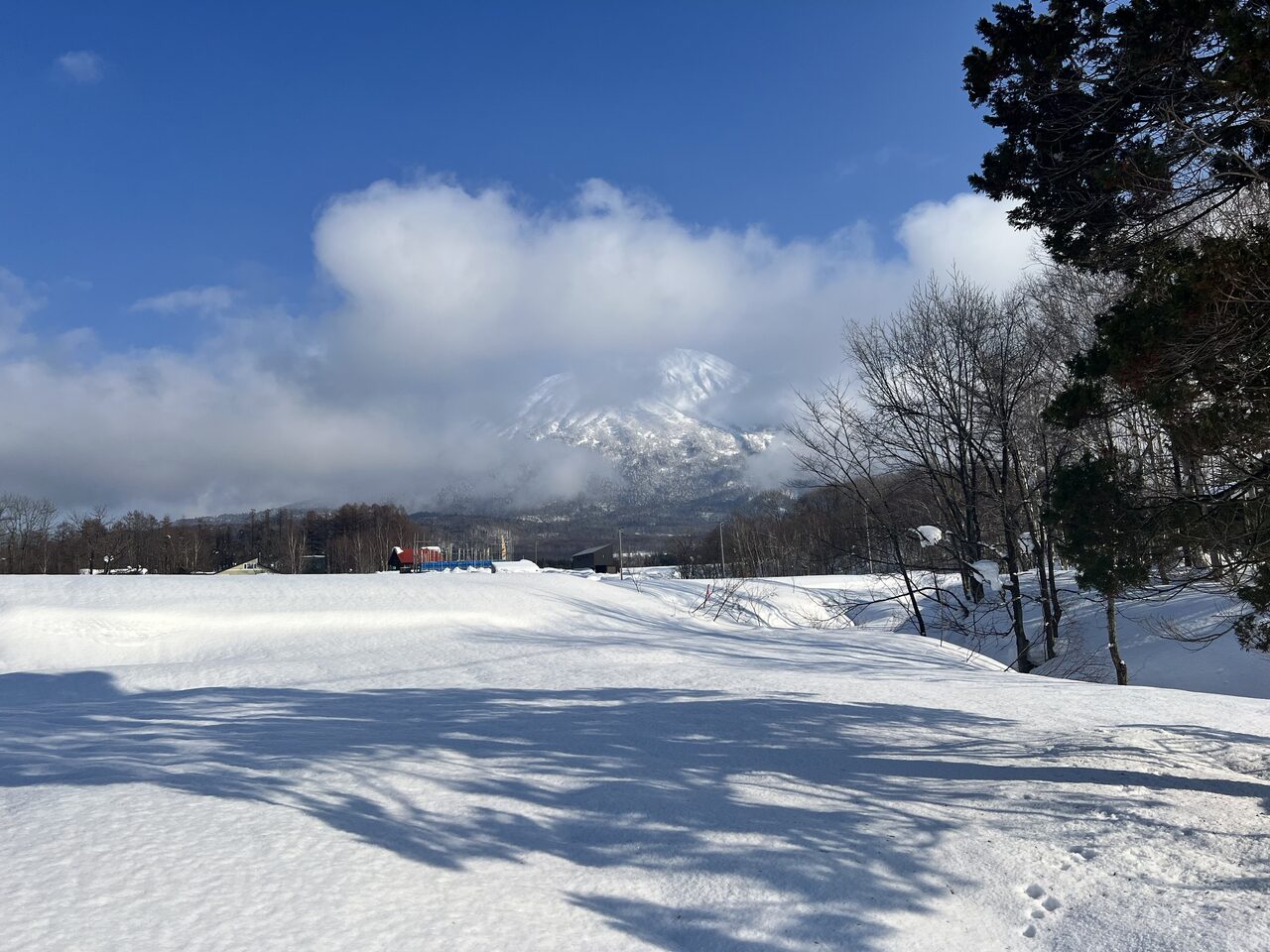 Kondo Hill Snow3