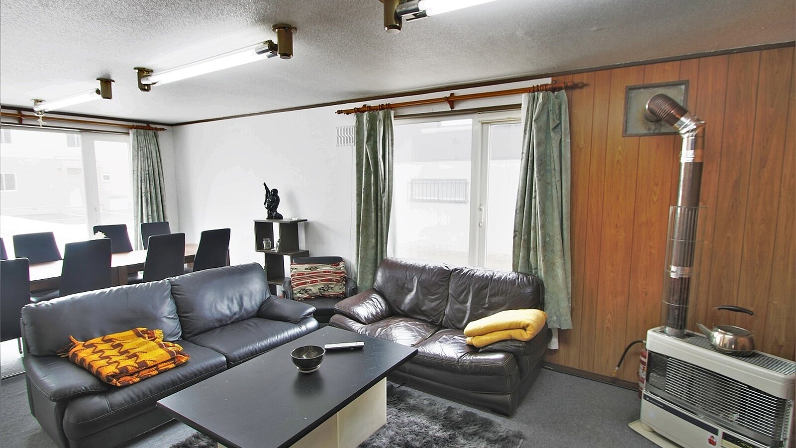 003 Flower Dream living room 1