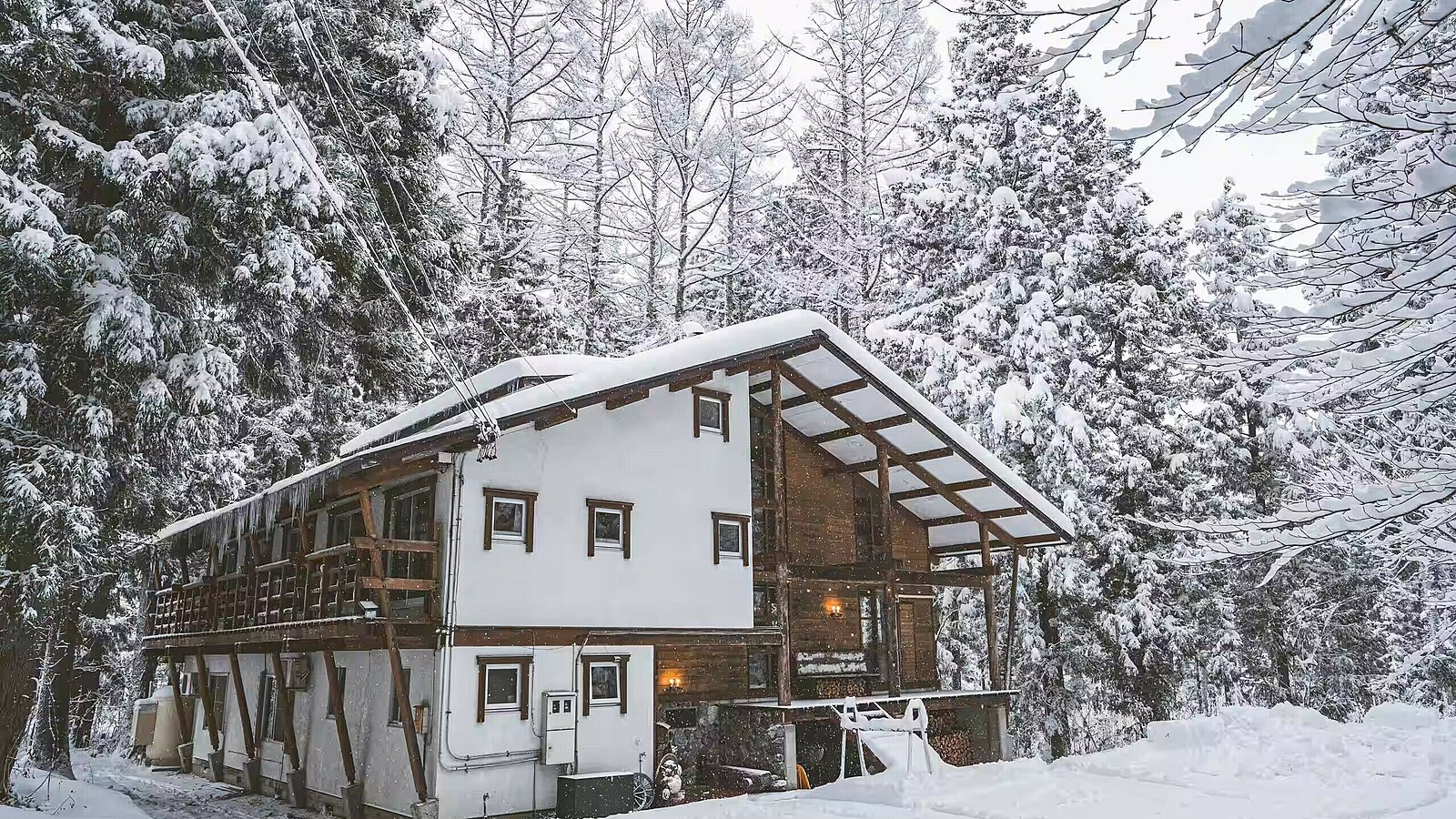 23 Yuki Wonder Lodge
