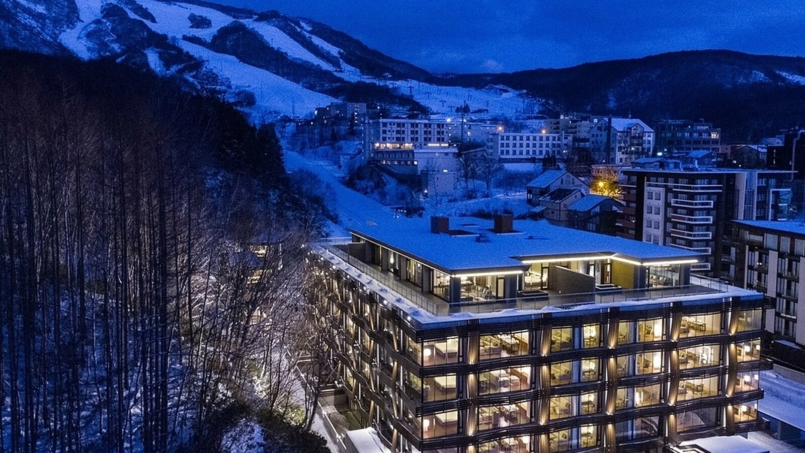 AYA Niseko Exterior 8