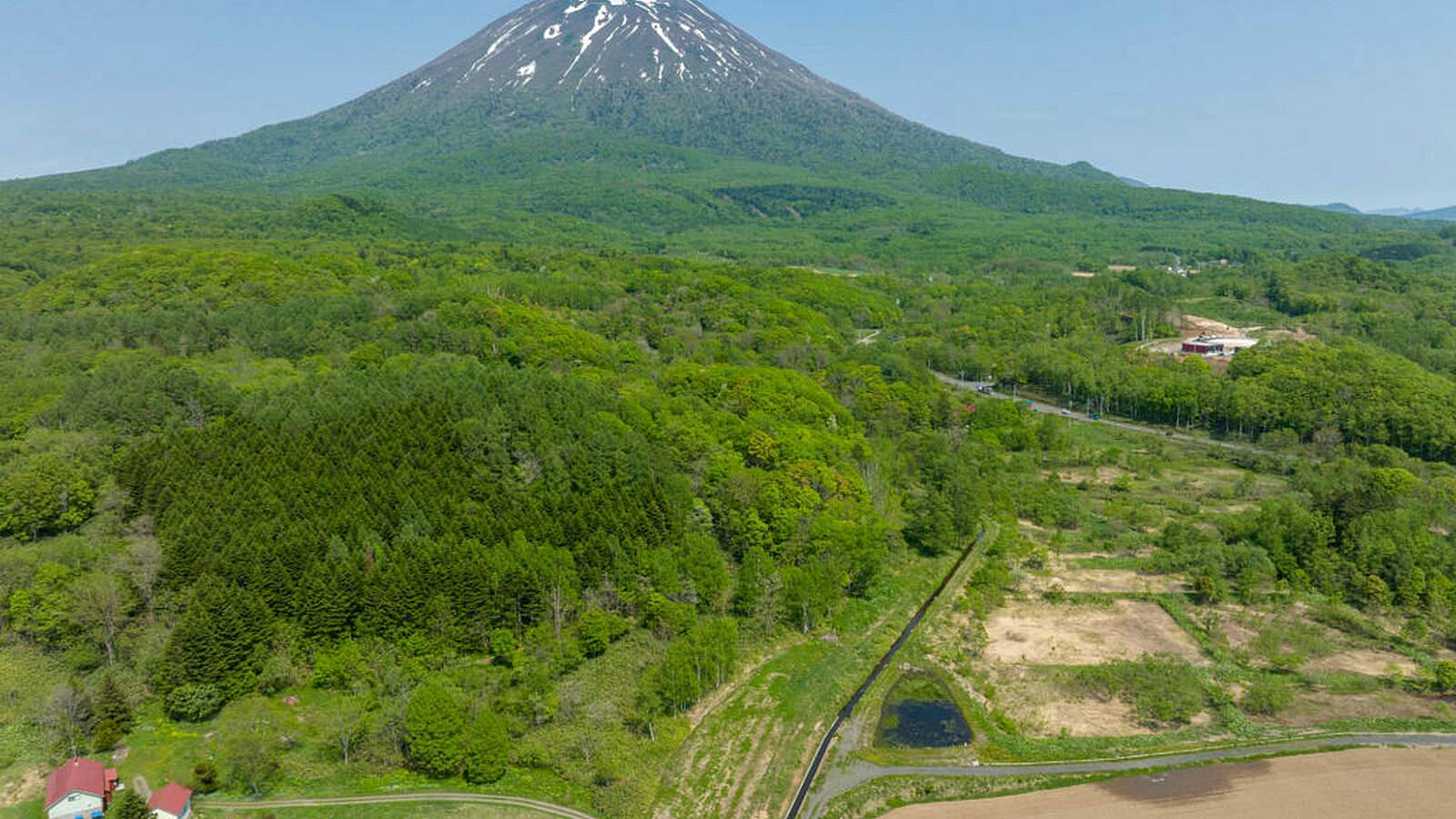 Arishima Land Farm Living 1