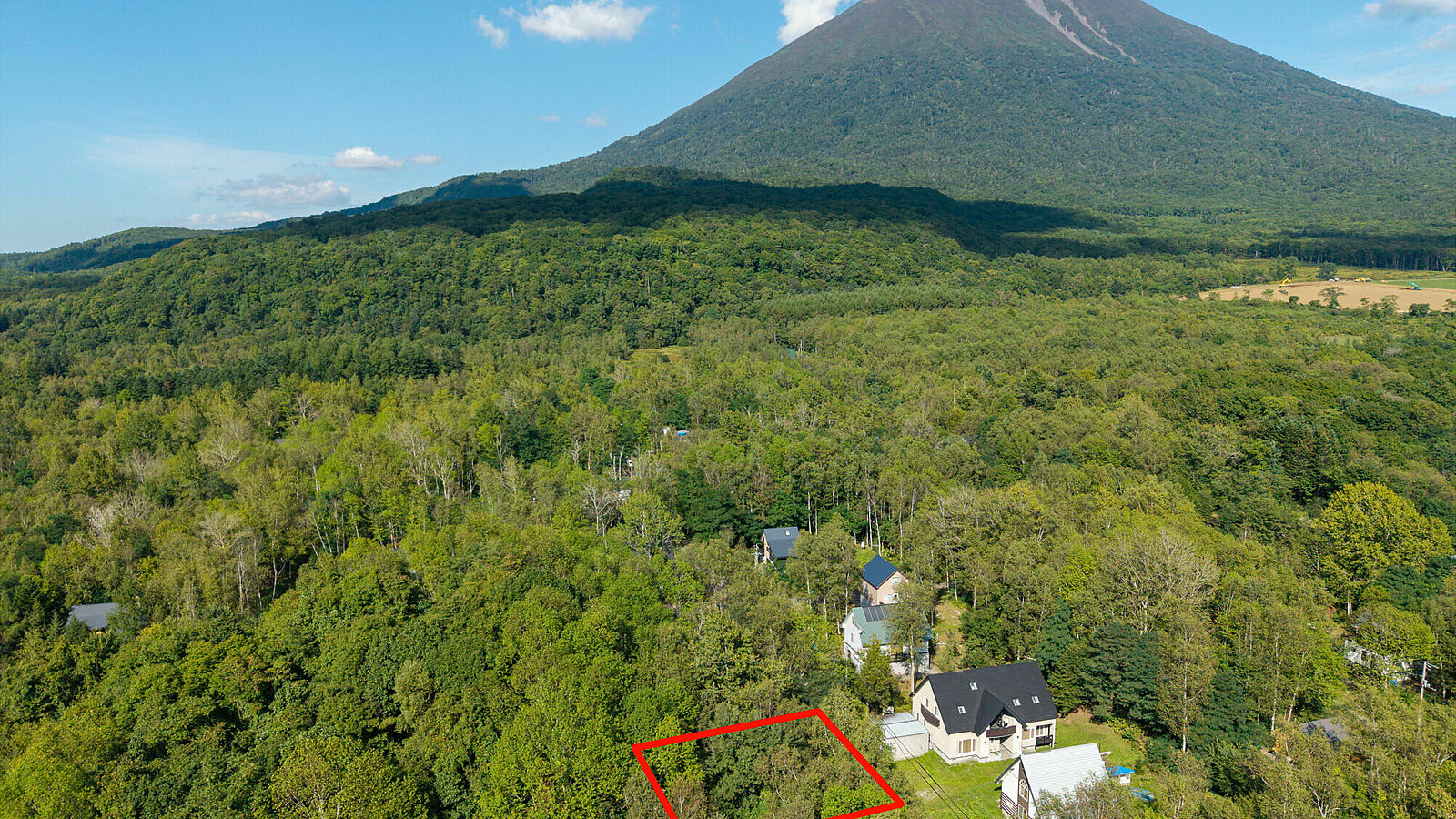 Central Kondo 748 Sqm Land 9 Line