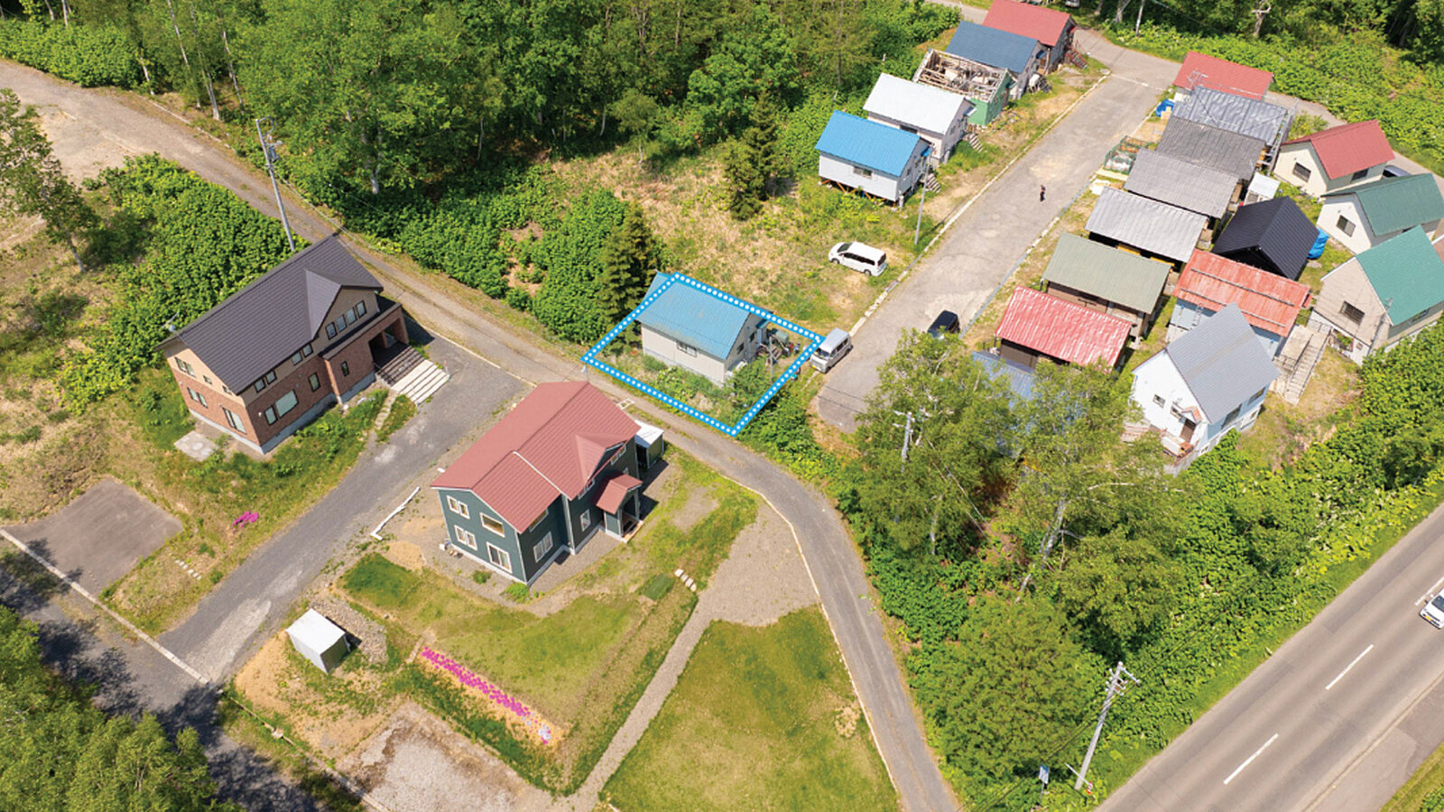 Kabayama Hirafu Ski Cabin aerial 3 2026 06 09 042107 czfw