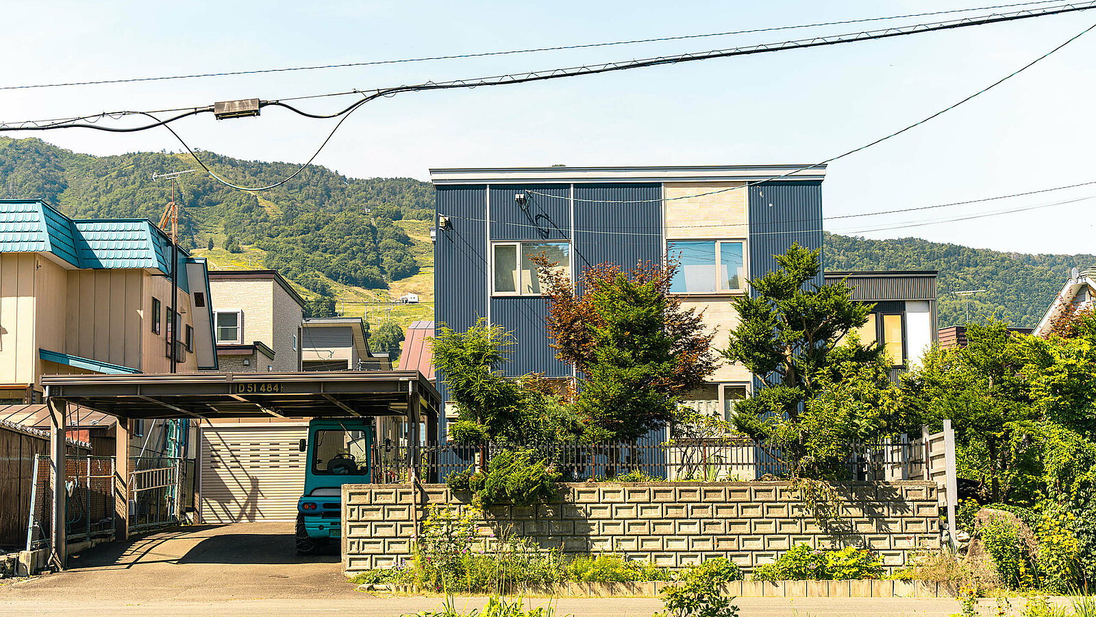 Kitanomine YY House1