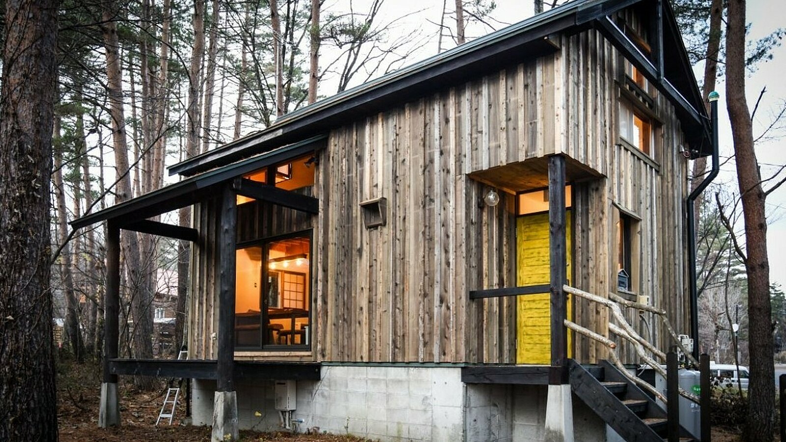 Koya Meitetsu Exterior