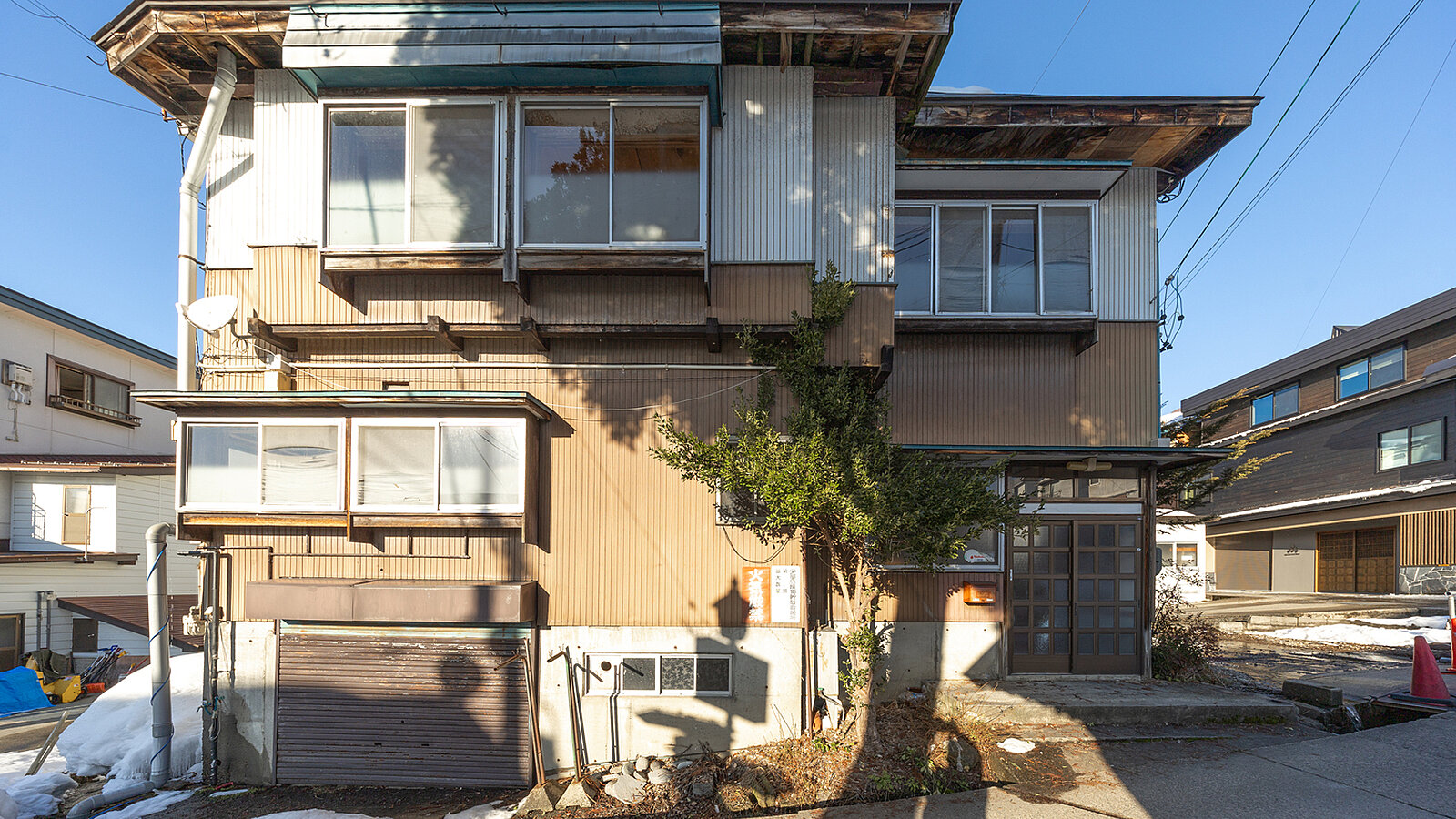 OUTSIDE SHINDEN 2 25