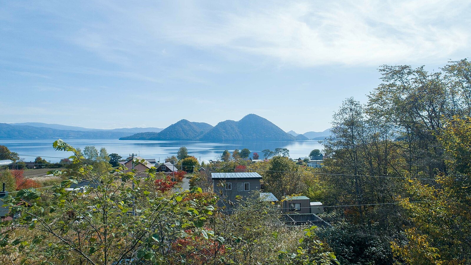 Toya Panorama 8 1