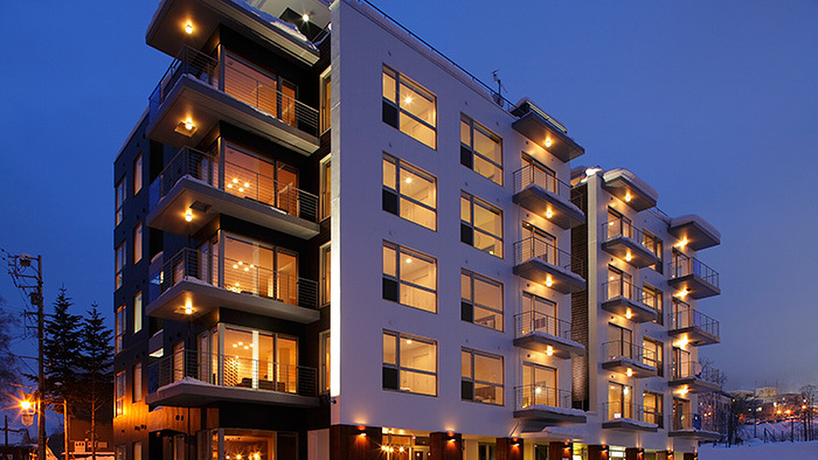 Yama Shizen West Exterior