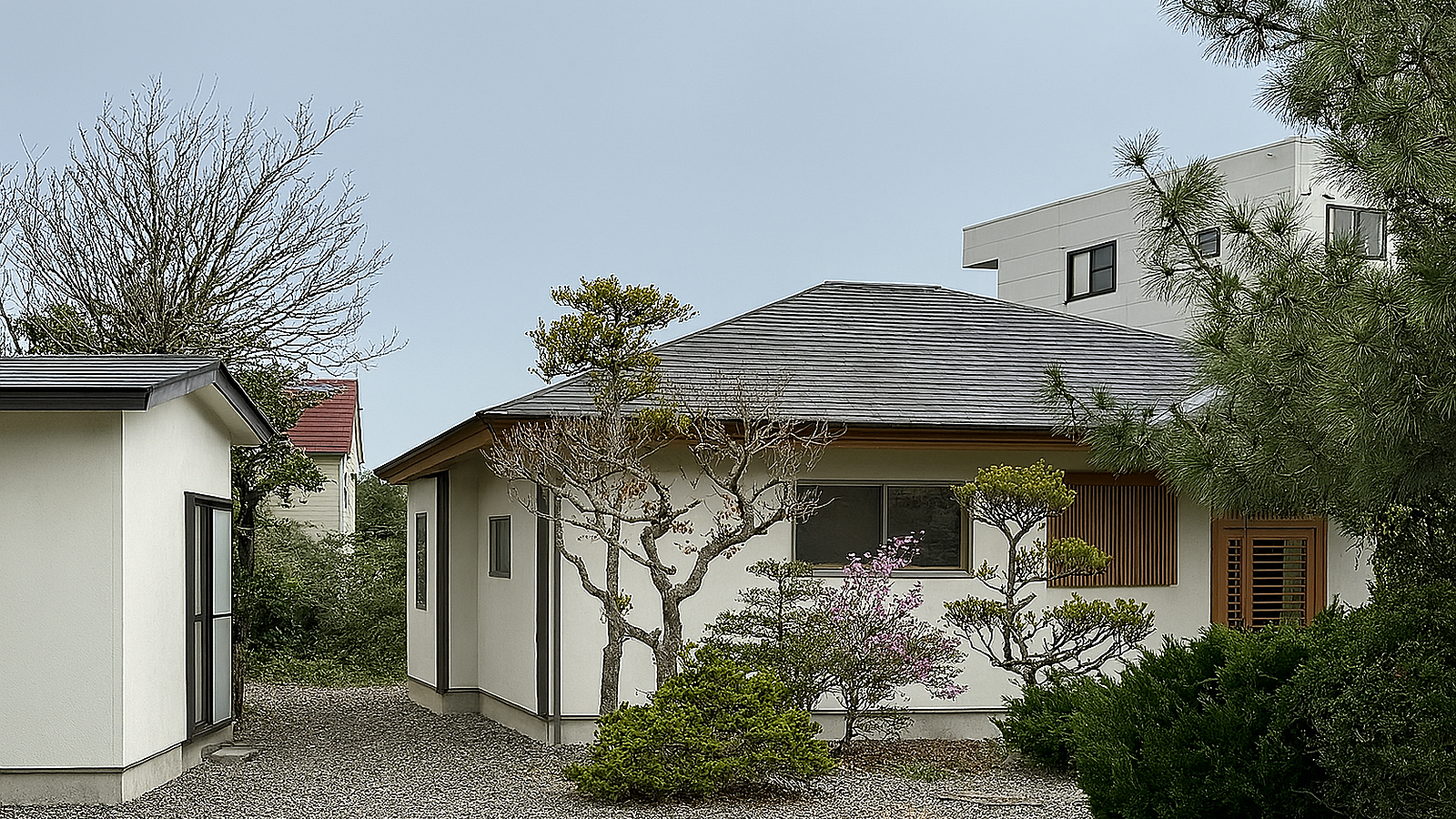 Declutter exterior 2