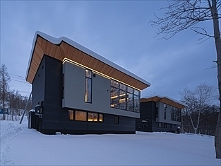 Gallery 73 min