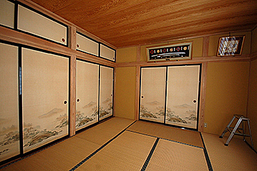 House1229 14