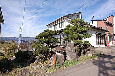 House1229 2