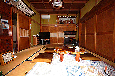 House1229 6