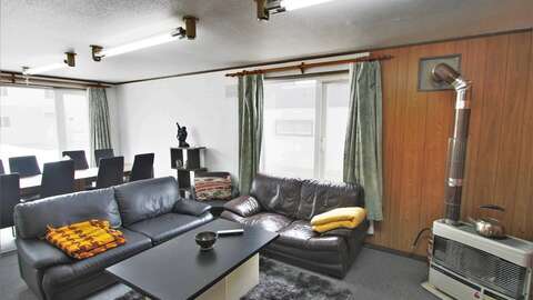 003 Flower Dream living room 1
