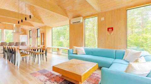10 Torinosu Interior