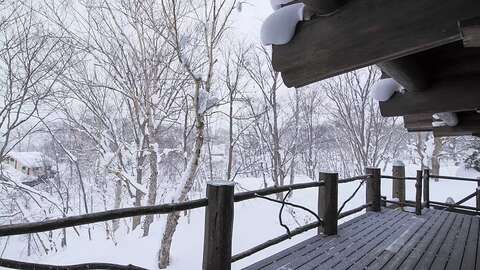 Asahi 305 59 Hanazono Log House a jpg