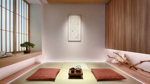 14 Tatami Room