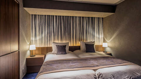 2 Bedroom Suite712 04