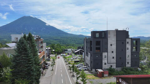 20240725 NRE Hirafu Prime Commercial Aerial 3 2024 07 25 043331 sxxy