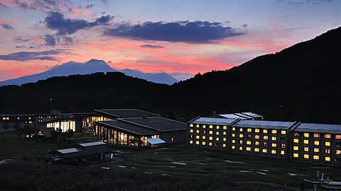 Tangram madaro tokyu 03 sunset external front