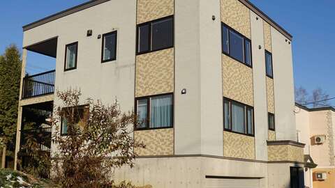 Exterior 1