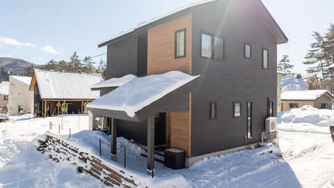 29 Winter Thiel House