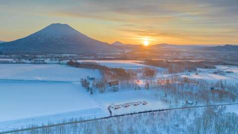10 SANU Niseko copy